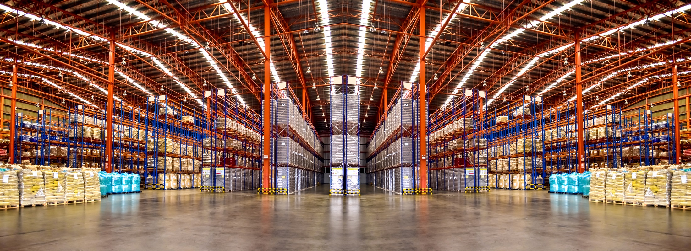 Warehouse,Industrial,And,Logistics,Companies.,Commercial,Warehouse.,Huge,Distribution,Warehouse